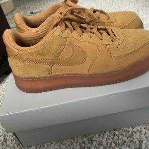 Air force 1s light brown